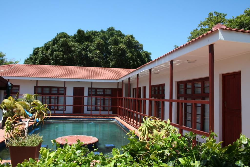 Apex Travel Club - ATC - 5 Third Avenue Guesthouse