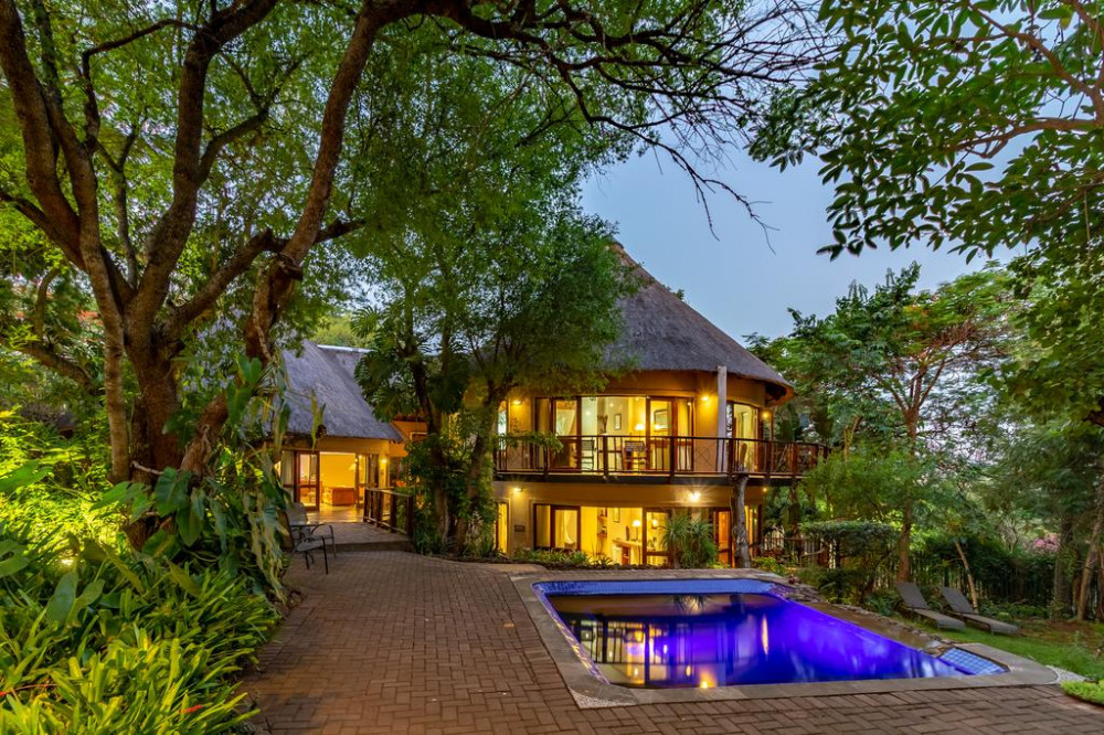 Apex Travel Club - ATC - Blue Jay Lodge