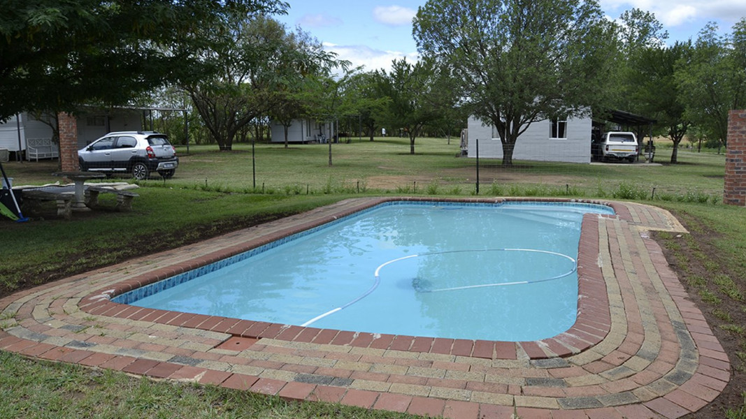 Apex Travel Club - ATC - Bergville Chalets & Caravan Park