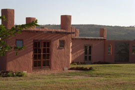 Apex Travel Club - ATC - Yellow Piano Inn & Burg Lengeling Backpackers