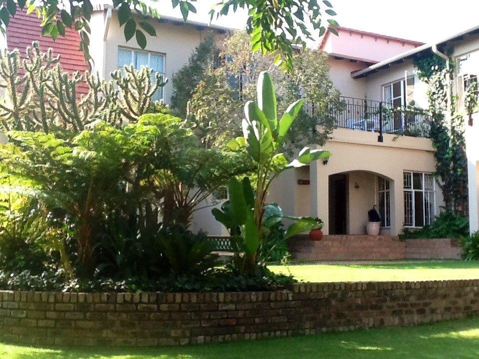 Apex Travel Club - ATC - Ipe Tombe Guest Lodge