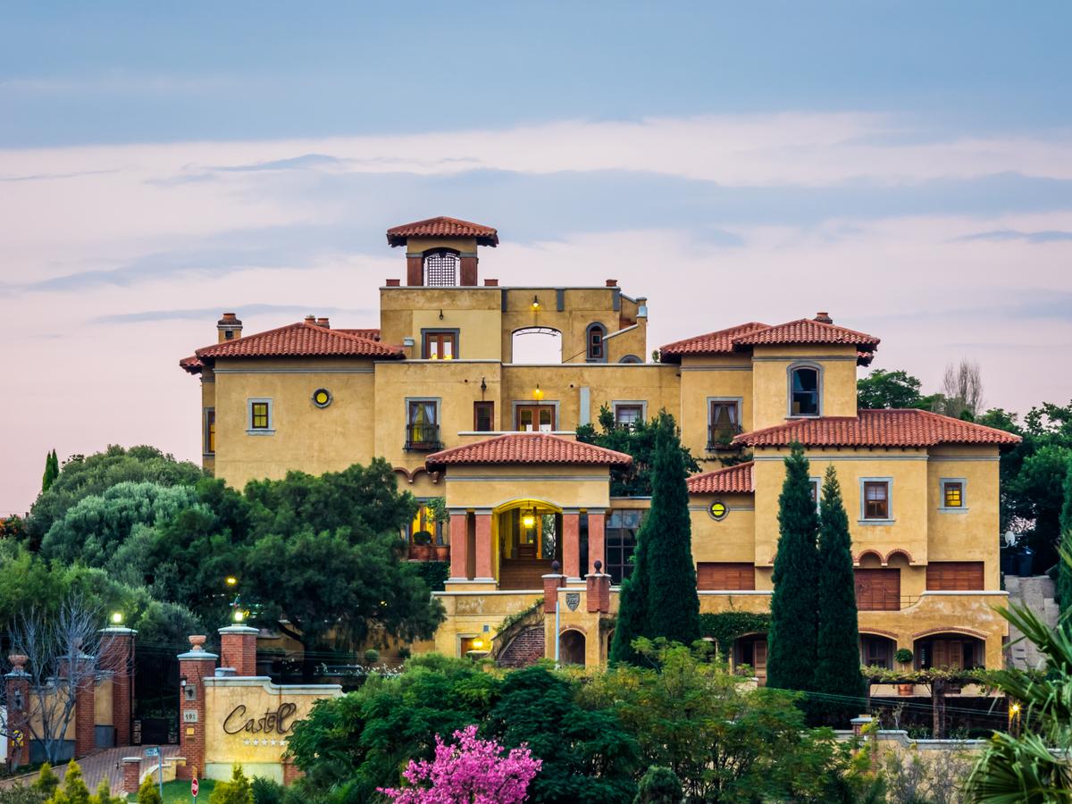 Apex Travel Club - ATC - Castello Di Monte