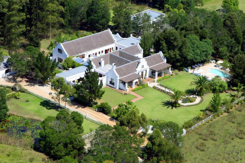 Apex Travel Club - ATC - Lairds Lodge Country Estate