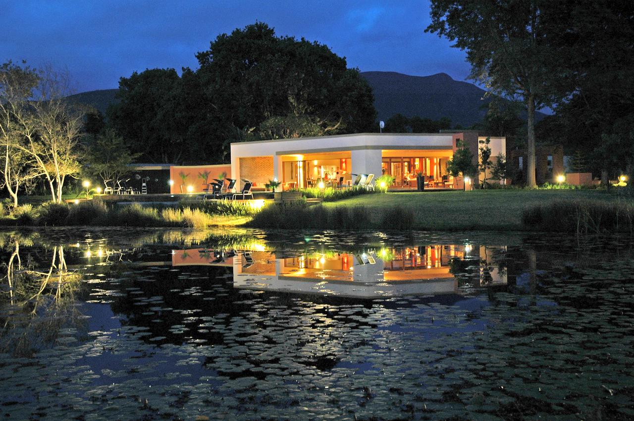 Apex Travel Club - ATC - Lily Pond Country Lodge
