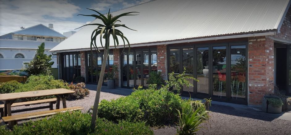 Apex Travel Club - ATC - The Happy Hippo Accommodation