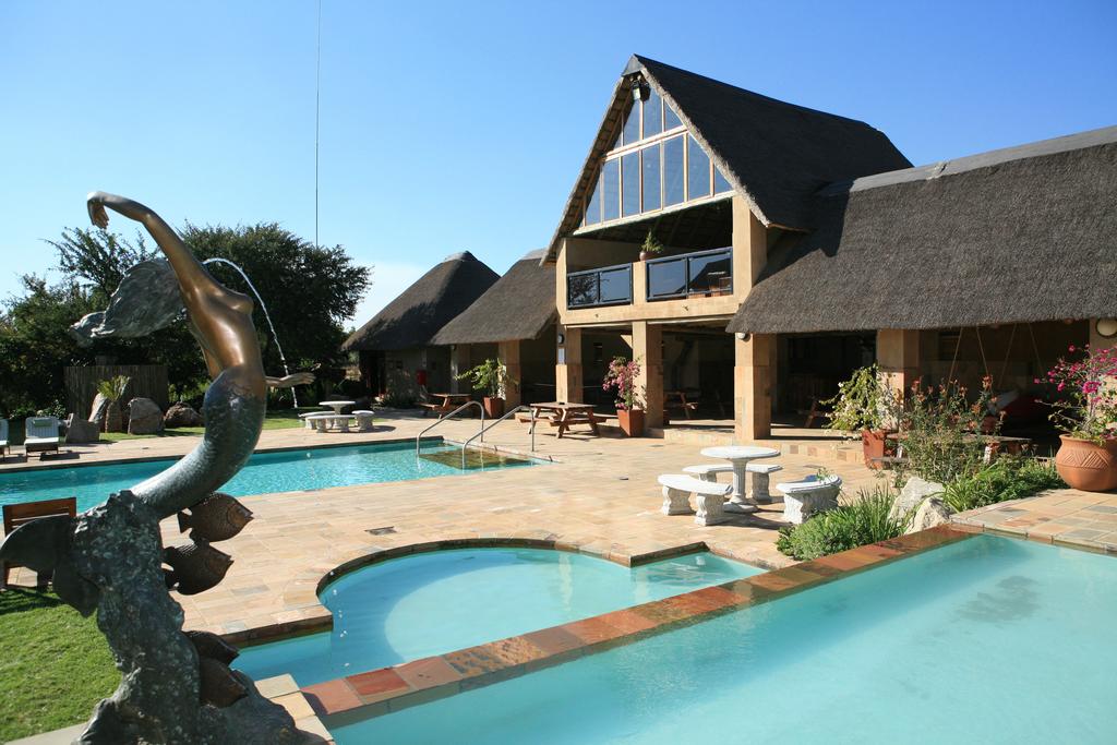 Apex Travel Club - ATC - Misty Hills Country Hotel