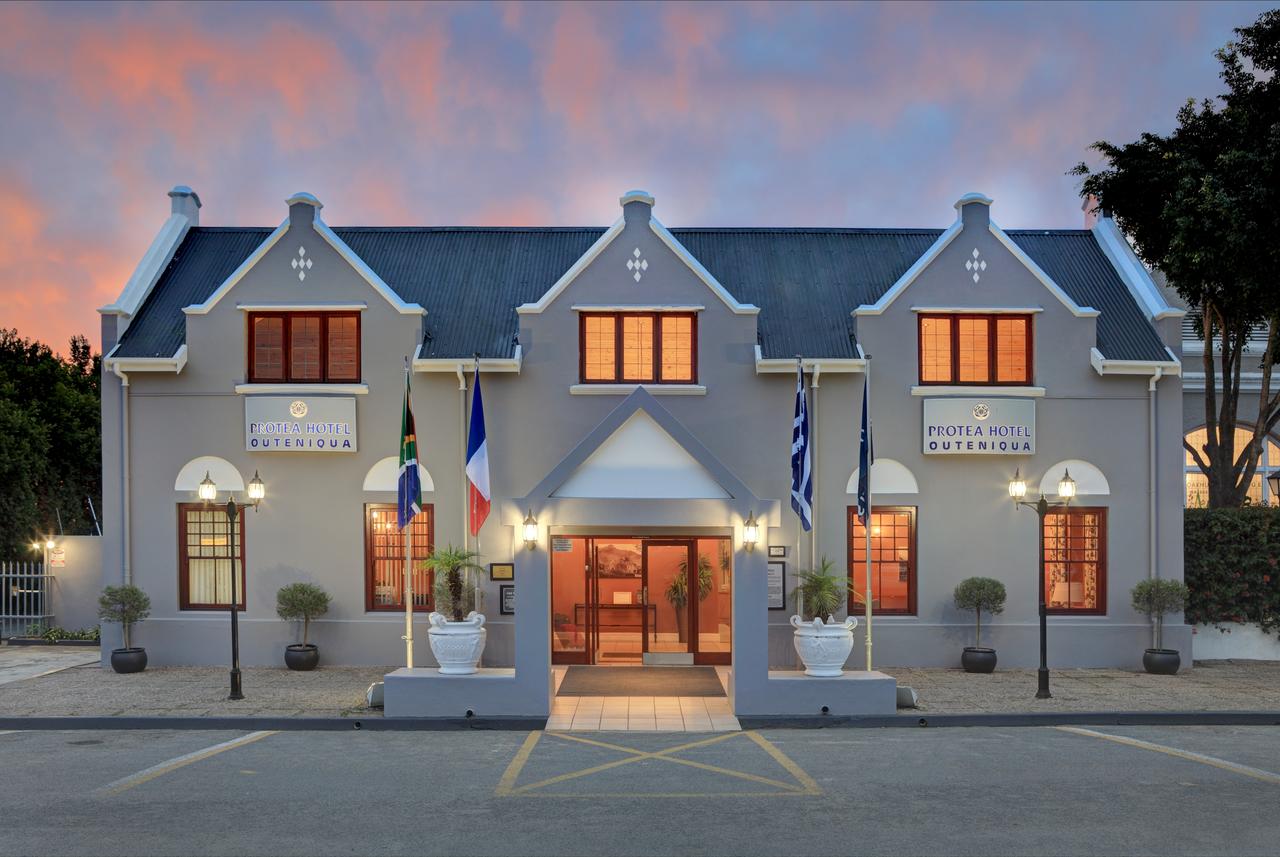 Apex Travel Club - ATC - Premier Express Inn George (Hotel Outeniqua)