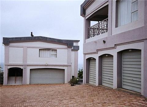 Apex Travel Club - ATC - Strelitzia Holiday Apartments