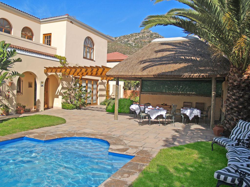 Apex Travel Club - ATC - A Tuscan Villa Guest House
