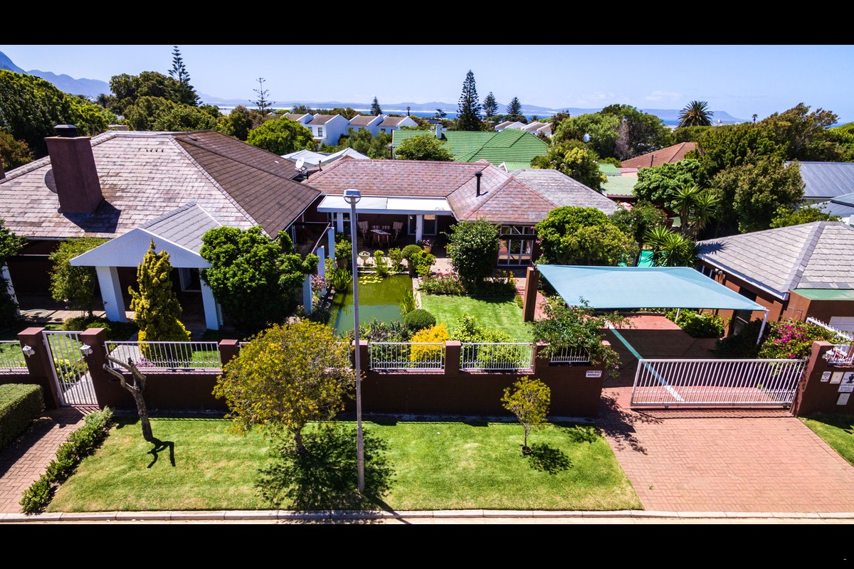 Apex Travel Club - ATC - The Brown Jug Guest House