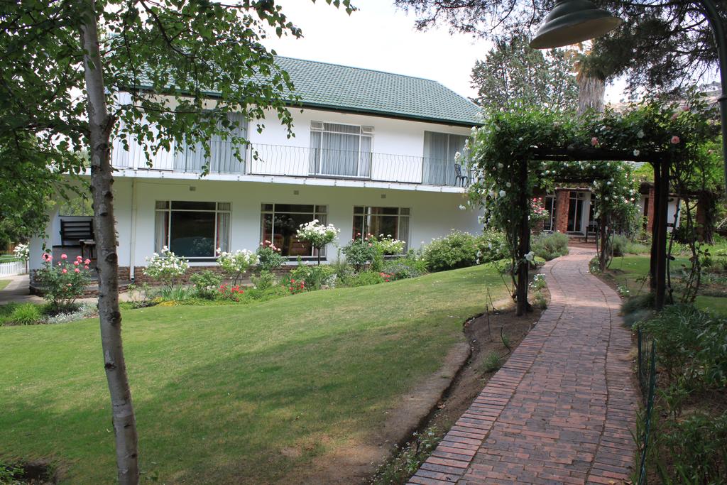 Apex Travel Club - ATC - Ficksburg Country Cottage