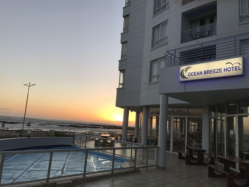 Apex Travel Club - ATC - Ocean Breeze Hotel