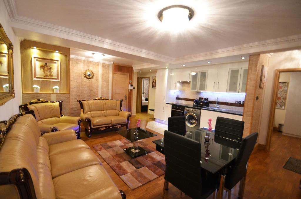 Apex Travel Club - ATC - Hyde Park Suites