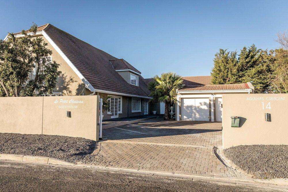 Apex Travel Club - ATC - Le Petit Chateau