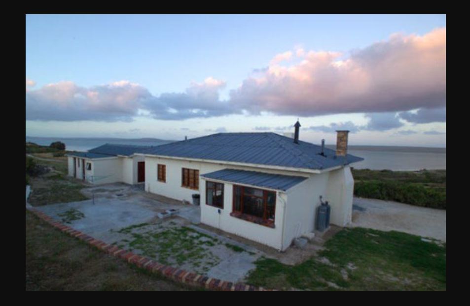 Apex Travel Club - ATC - Jo Anne's Beach Cottage
