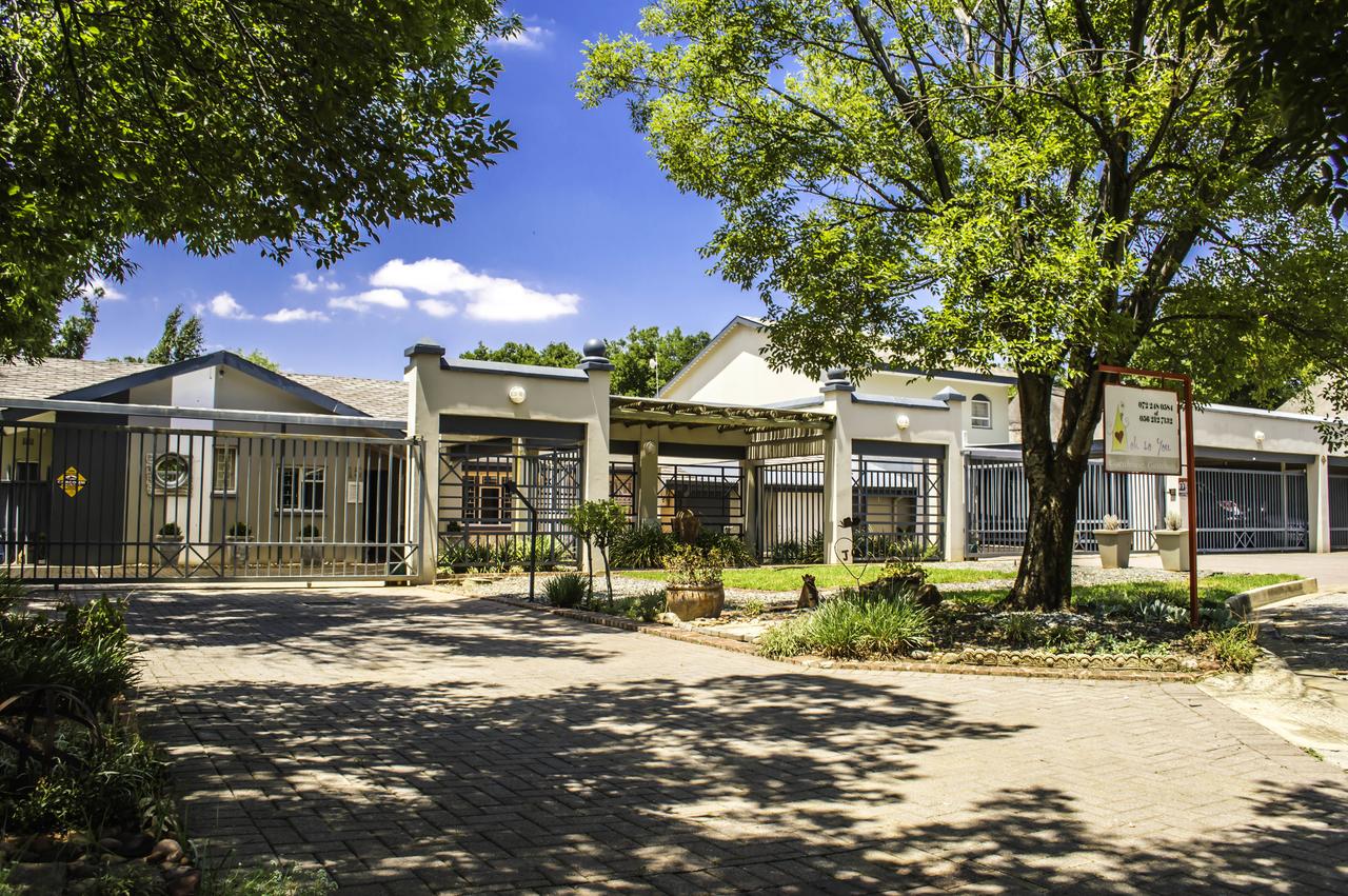 Apex Travel Club - ATC - Oh So You Guesthouse