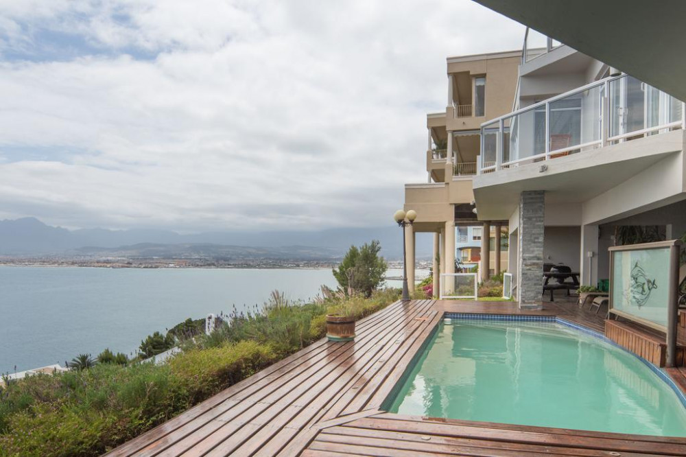Apex Travel Club - ATC - Gordons Bay Luxury Apartments