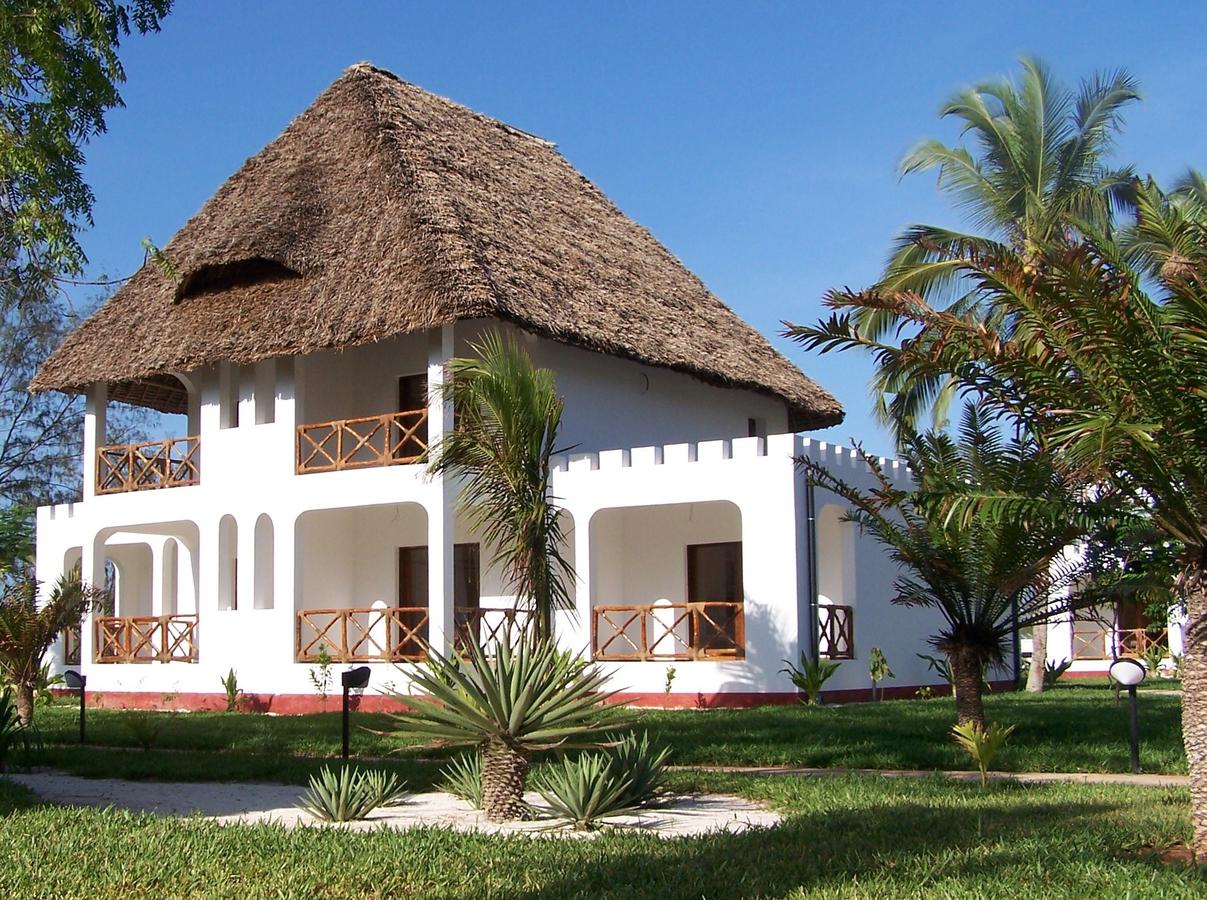 Apex Travel Club - ATC - Uroa Bay Beach Resort