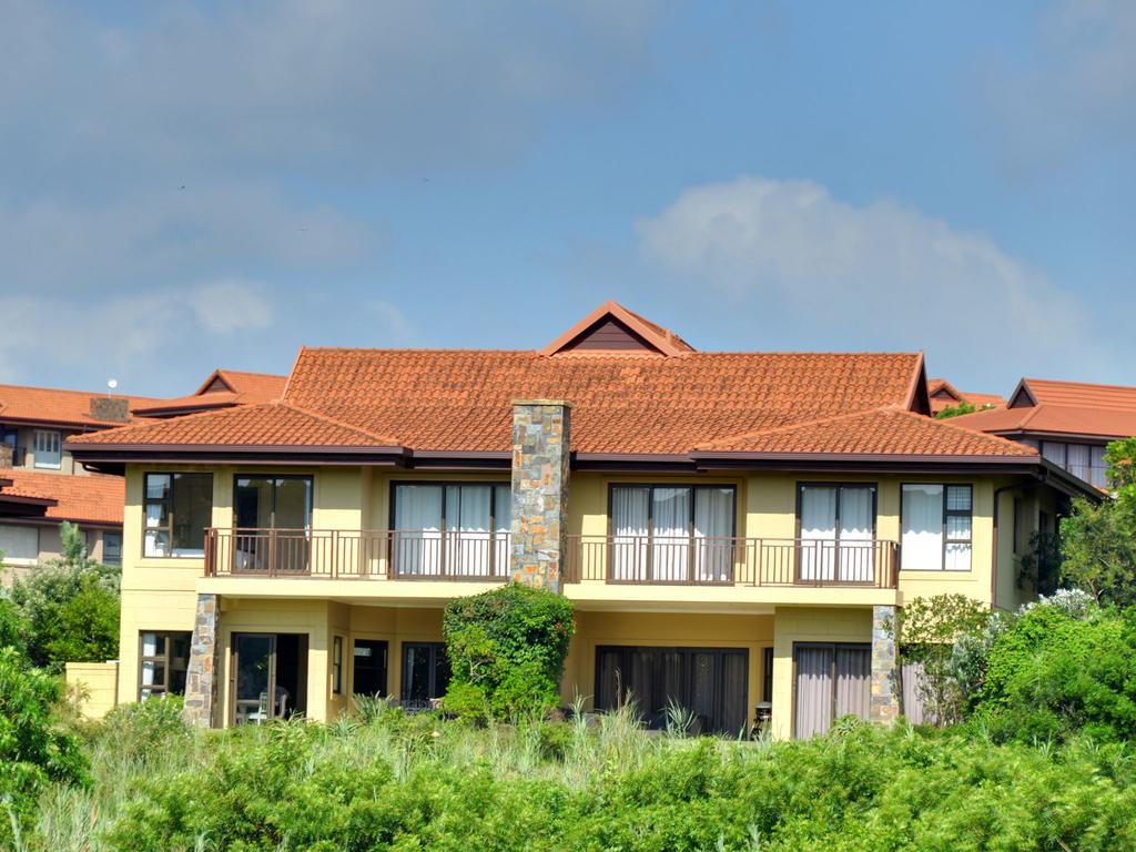 Apex Travel Club - ATC - 10 Baluwatu