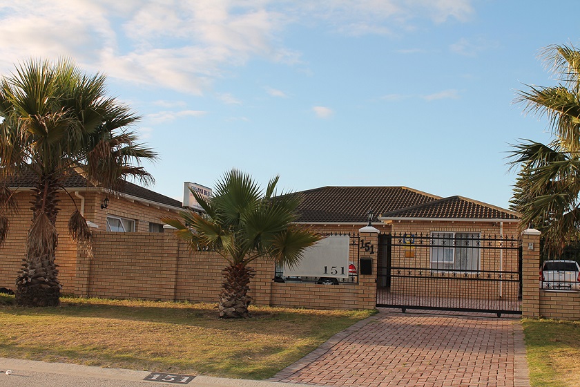 Apex Travel Club - ATC - Ekhaya Bed & Breakfast