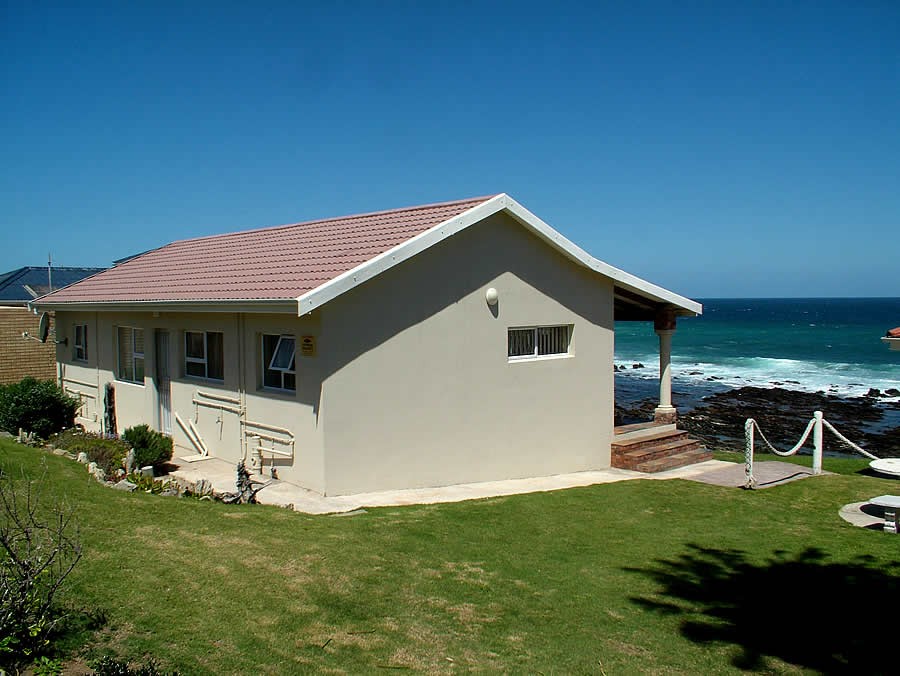 Apex Travel Club - ATC - Sea Notes - Seaweed Cottage