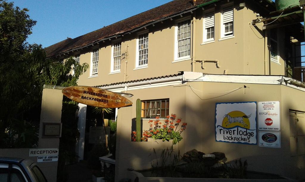 Apex Travel Club - ATC - Riverlodge Backpackers