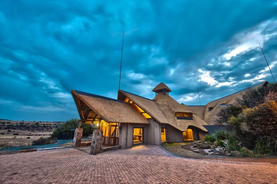 Apex Travel Club - ATC - Letsatsi Game Lodge