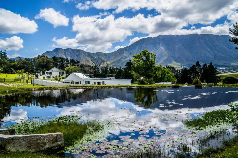 Apex Travel Club - ATC - High Season Farm Luxury Cottages