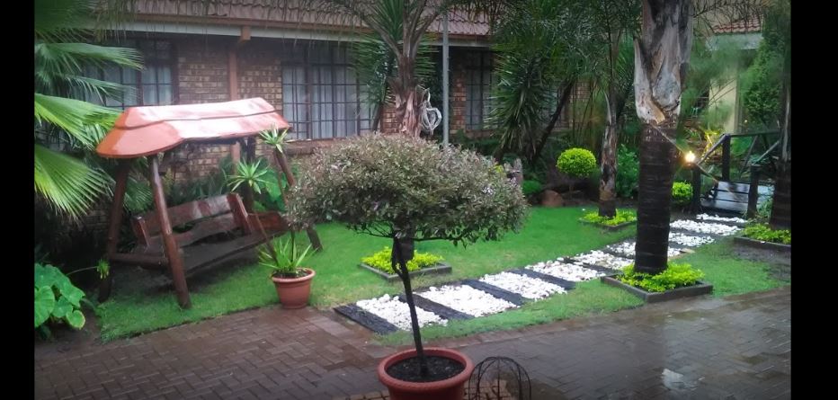Apex Travel Club - ATC - Kalahari Guest House