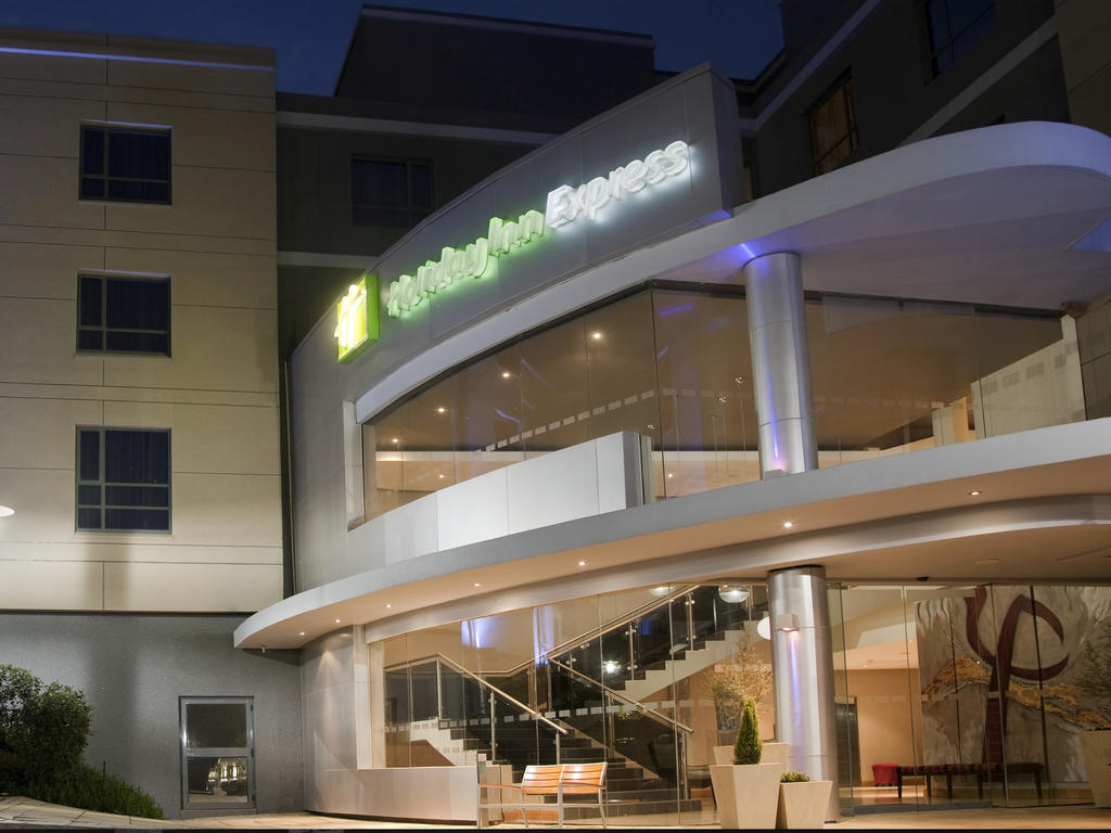 Apex Travel Club - ATC - Holiday Inn Express Sandton Woodmead