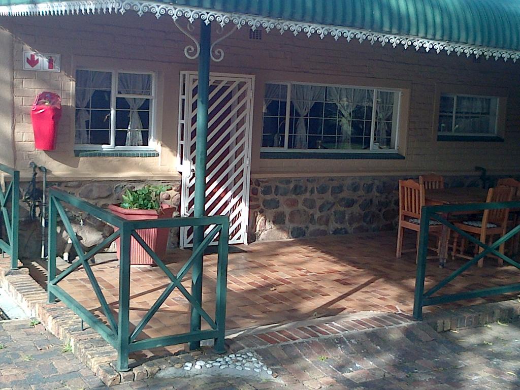 Apex Travel Club - ATC - Malonjeni Geust Farm