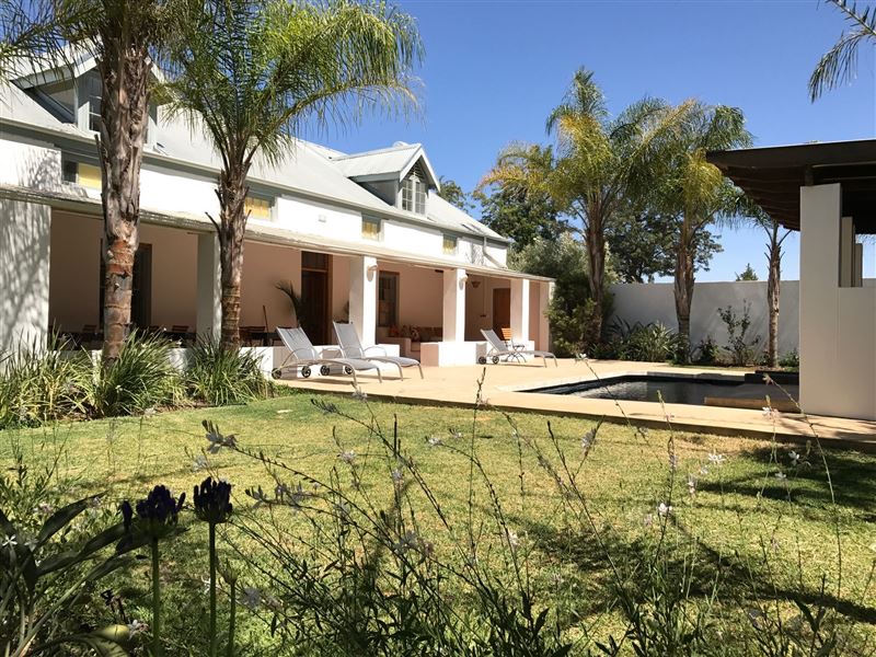 Apex Travel Club - ATC - Shiraz Estate Guest House