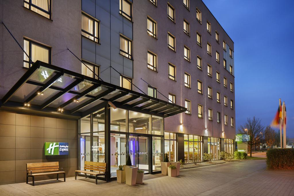 Apex Travel Club - ATC - Holiday Inn Express Dusseldorf - City North