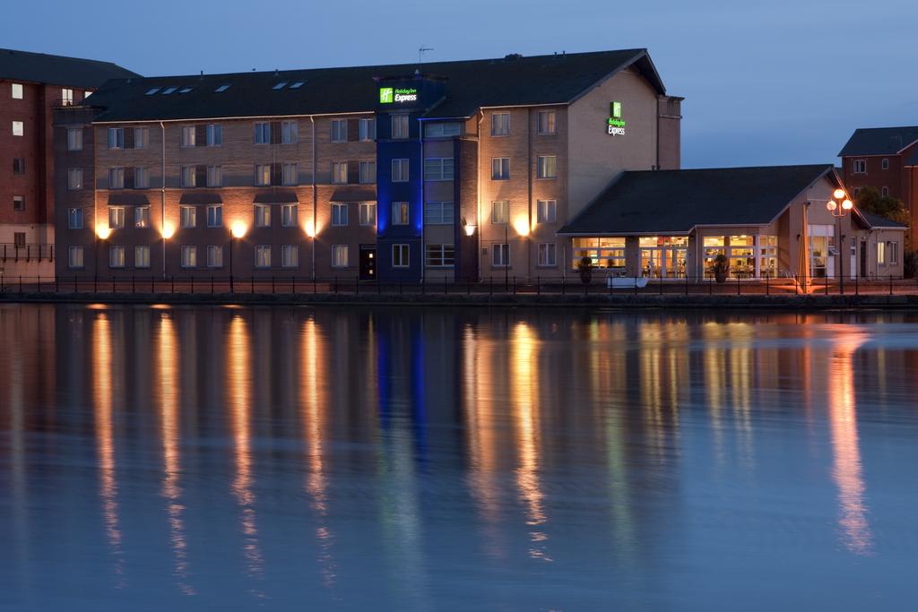 Apex Travel Club - ATC - Express by Holiday Inn Cardiff Bay