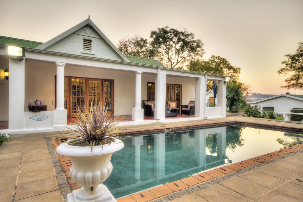 Apex Travel Club - ATC - Nut Grove Manor