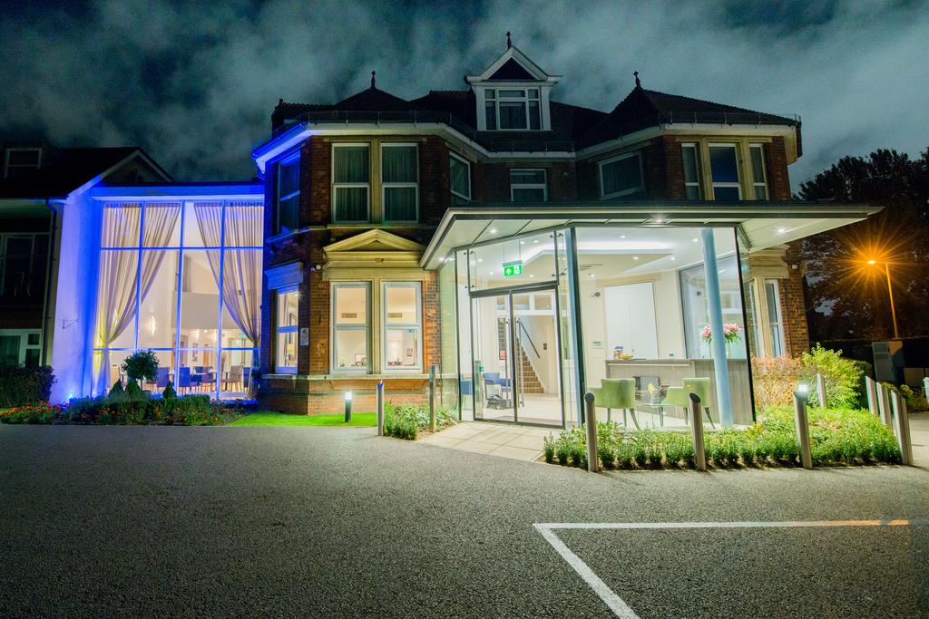Apex Travel Club - ATC - The Stanwell Heathrow
