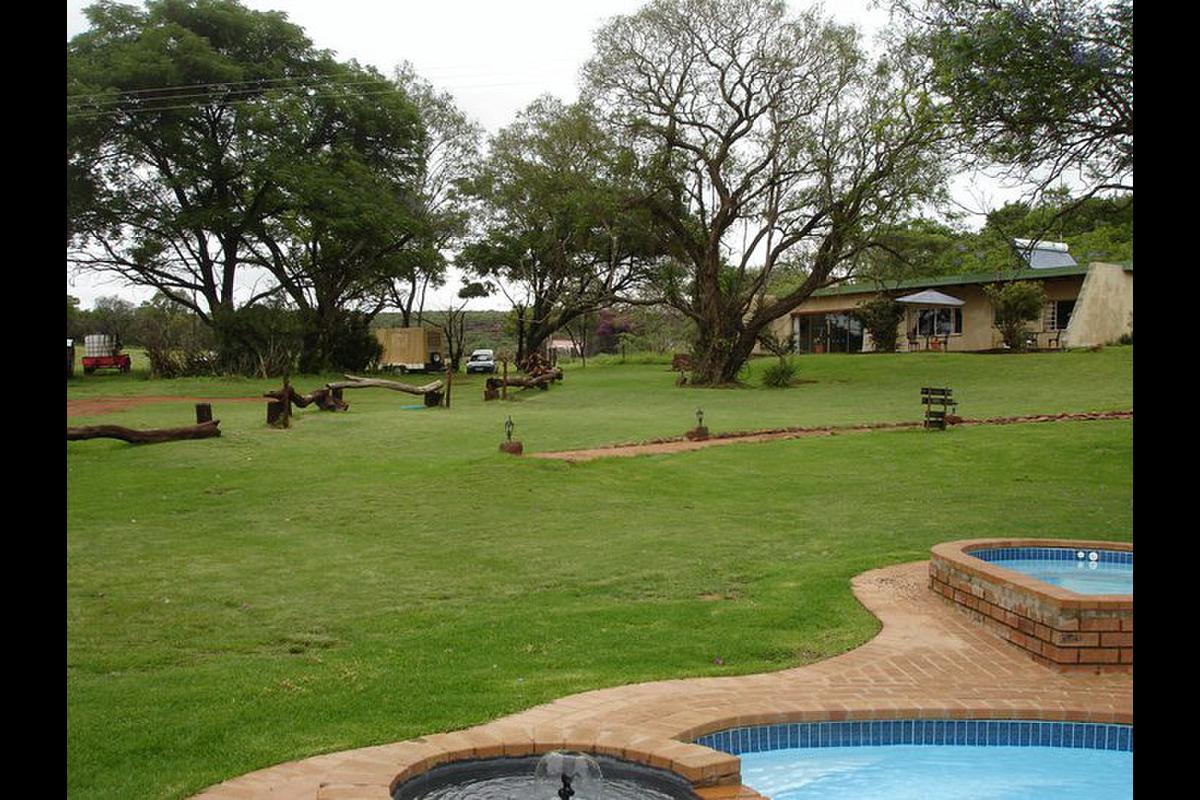 Apex Travel Club - ATC - Horseback Africa