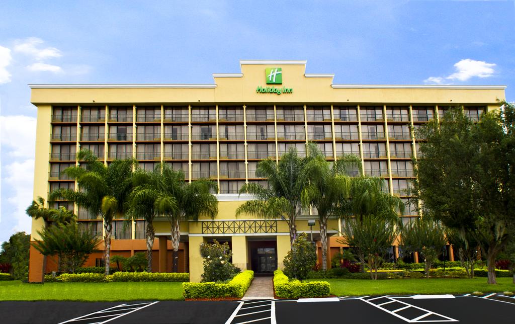 Apex Travel Club - ATC - Holiday Inn Orlando SW - Celebration Area