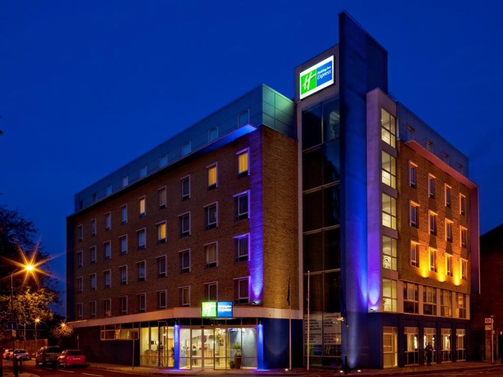 Apex Travel Club - ATC - Holiday Inn Express Earls Court
