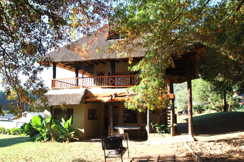 Apex Travel Club - ATC - Emahlathini Guest Farm