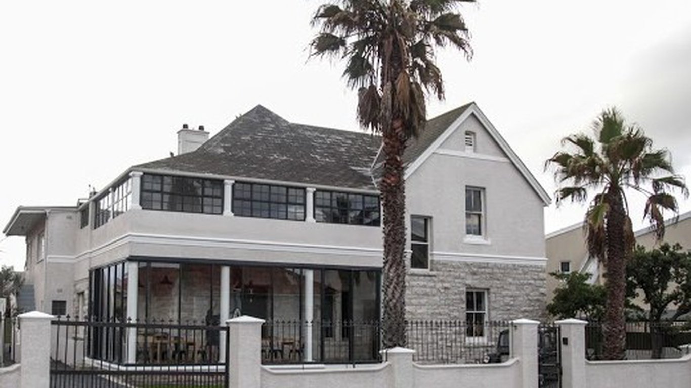 Apex Travel Club - ATC - Muizenberg Guestique