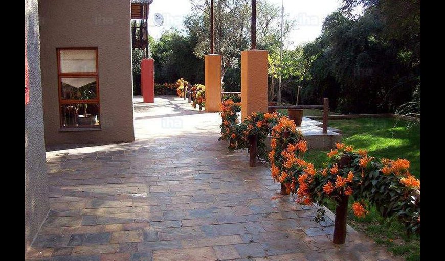 Apex Travel Club - ATC - Mbebwa Cabin Bed & Breakfast