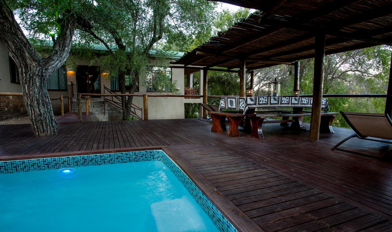 Apex Travel Club - ATC - Ximongwe River Camp - Hippo Cottage