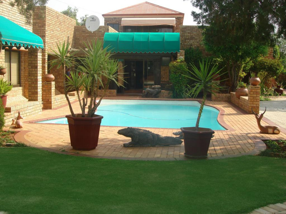 Apex Travel Club - ATC - Boga Legaba Guest House