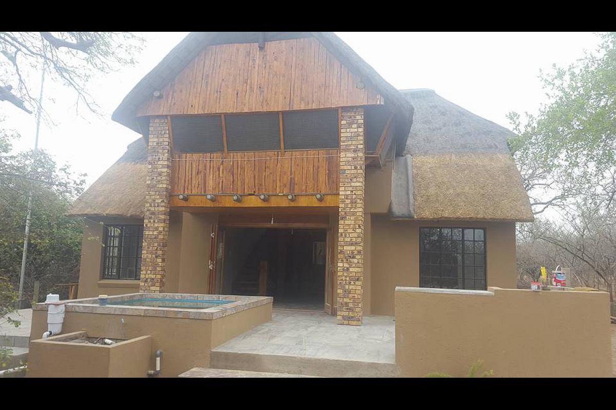 Apex Travel Club - ATC - Feathers Marloth Kruger