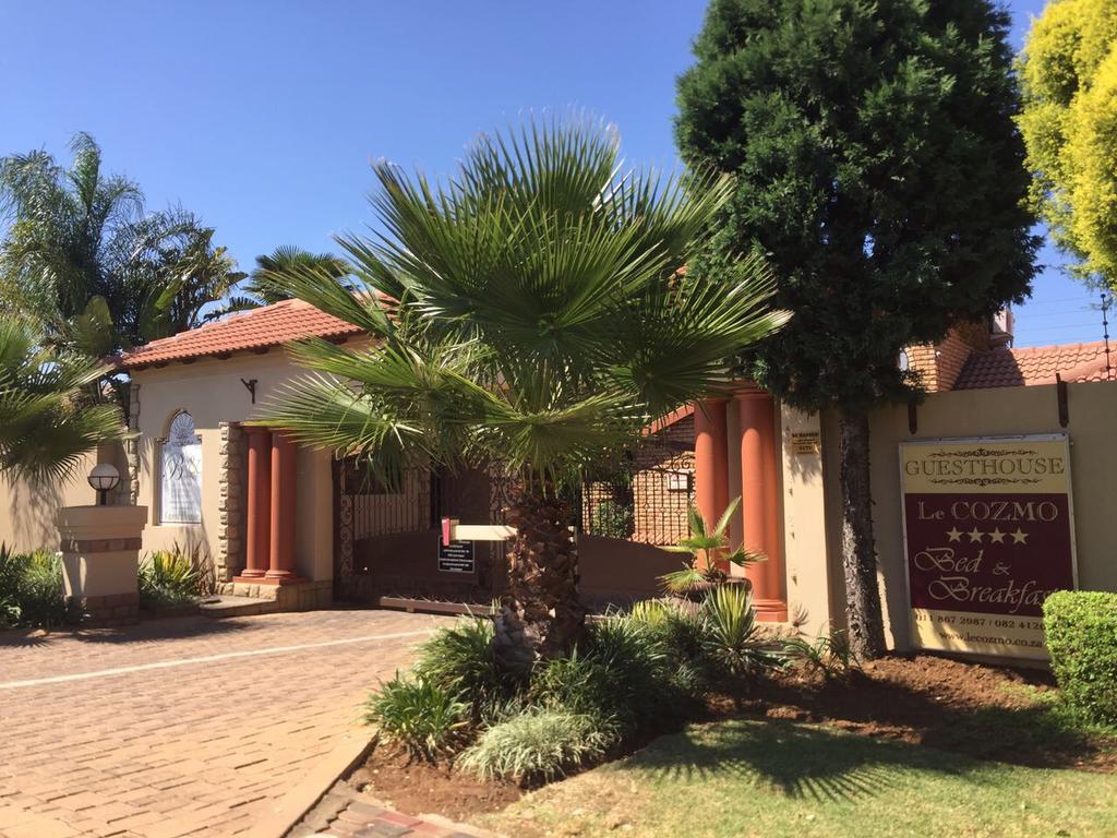 Apex Travel Club - ATC - Le Cozmo Guesthouse