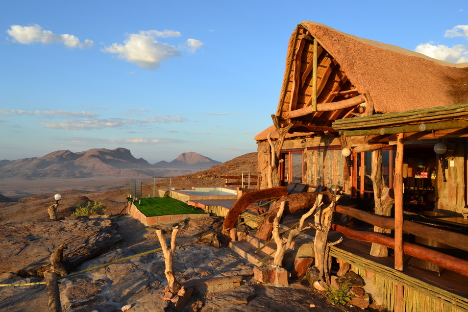 Apex Travel Club - ATC - Namib's Valley of a Thousand Hills