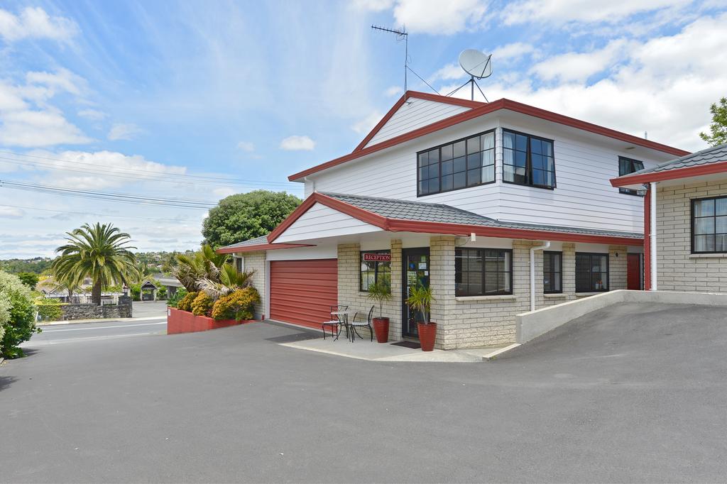 Apex Travel Club - ATC - BK'S Pohutukawa Lodge
