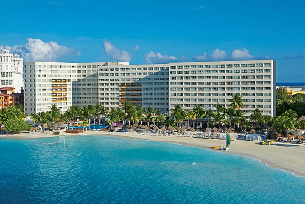 Apex Travel Club - ATC - Dreams Sands Cancun Resort & Spa