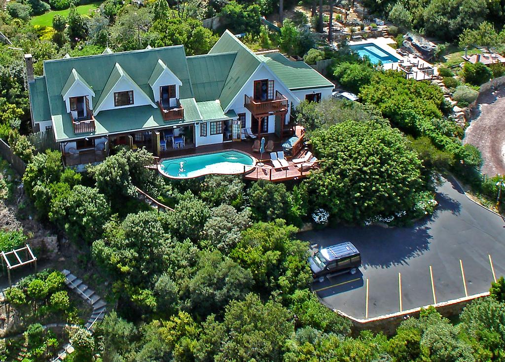 Apex Travel Club - ATC - Amblewood Guest House - Bayview Room